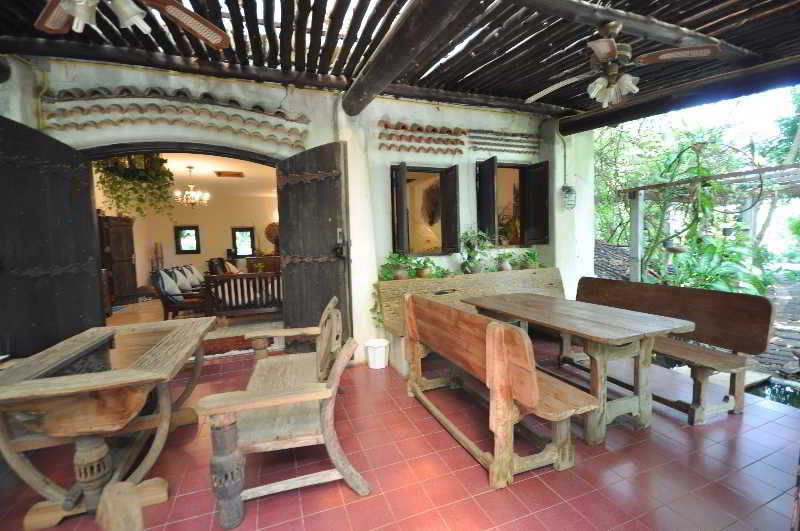 Momchailai Pattaya Retreat Eksteriør billede