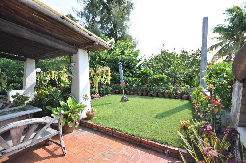 Momchailai Pattaya Retreat Eksteriør billede