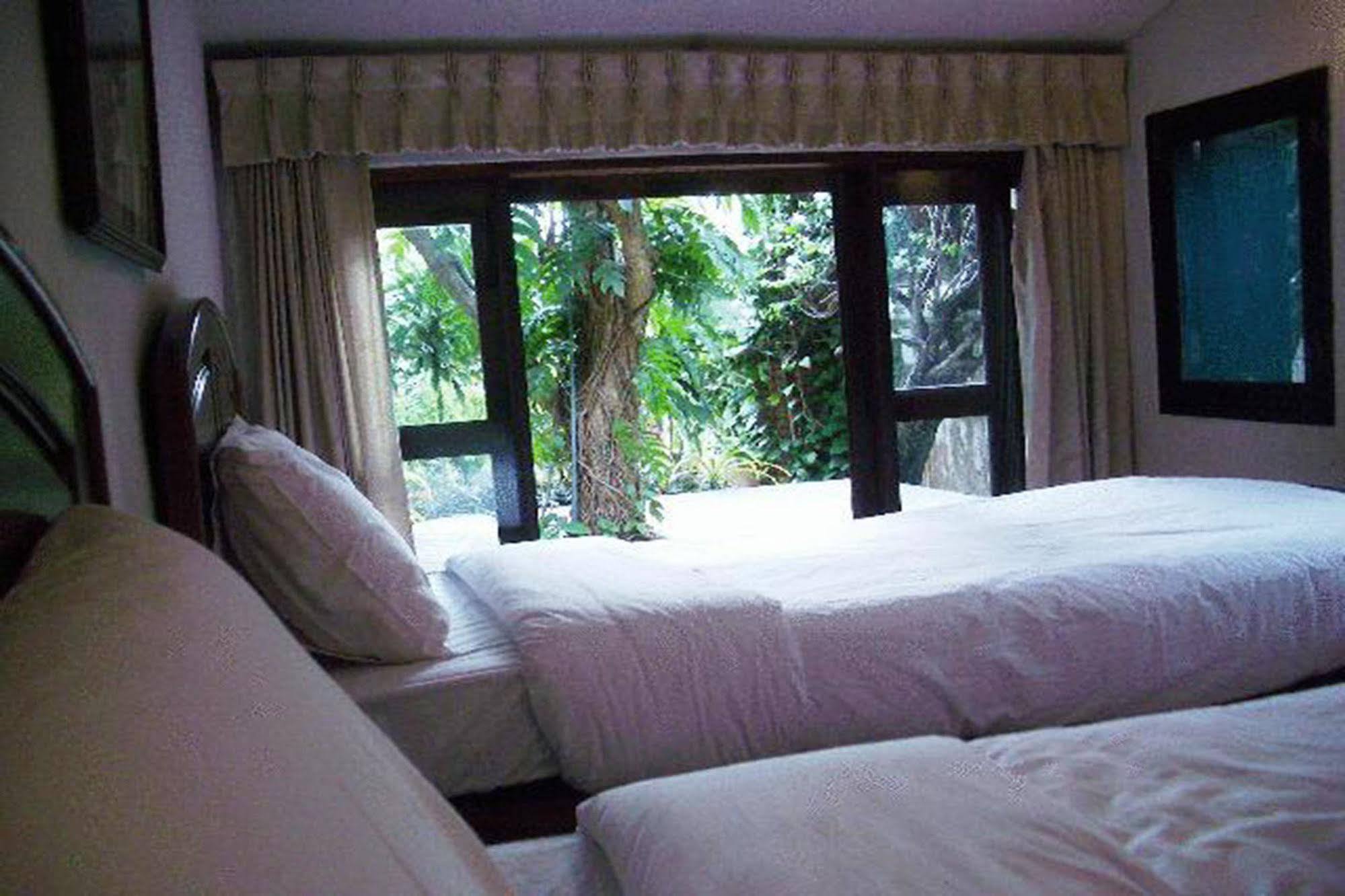 Momchailai Pattaya Retreat Eksteriør billede