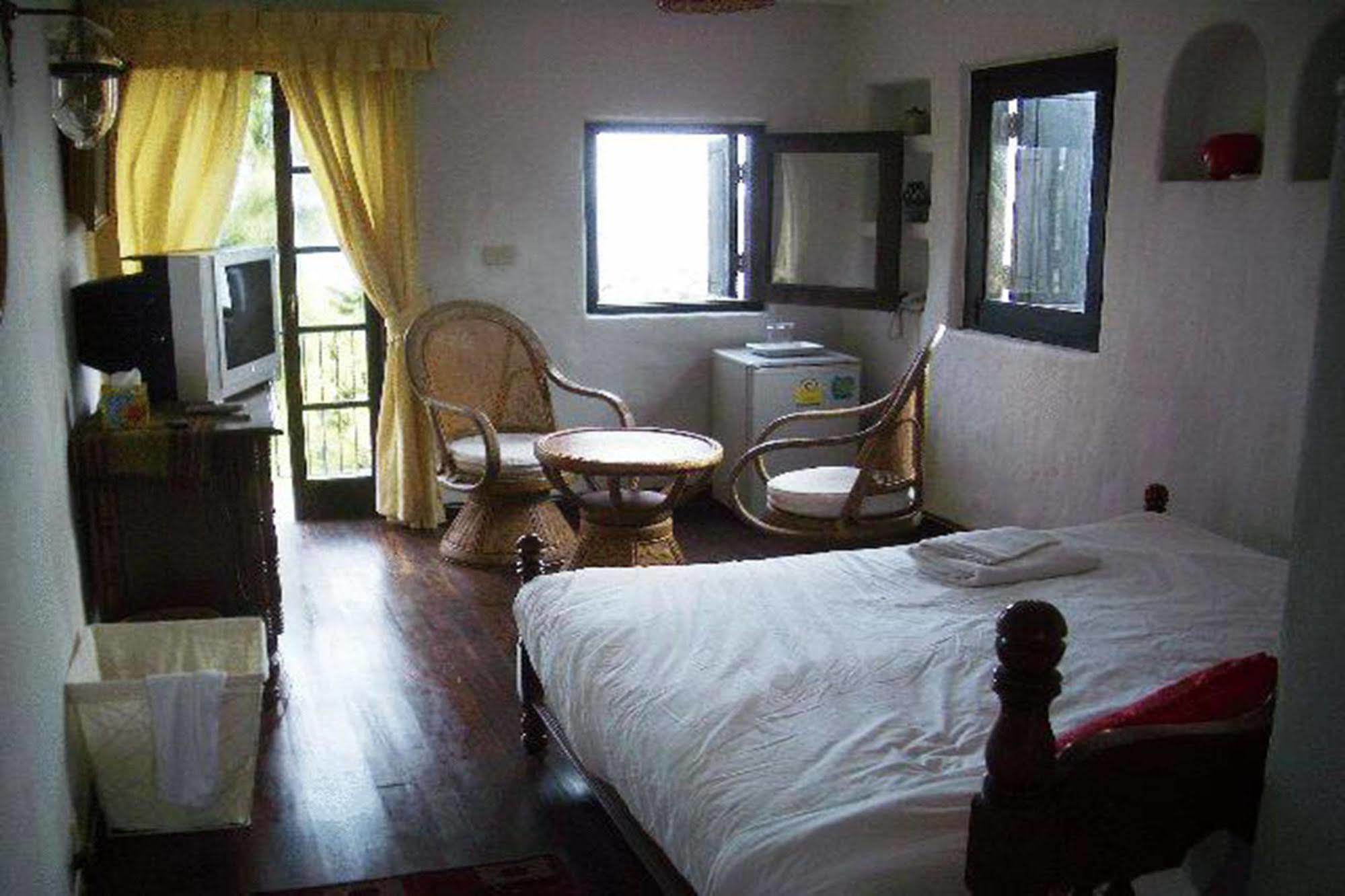 Momchailai Pattaya Retreat Eksteriør billede